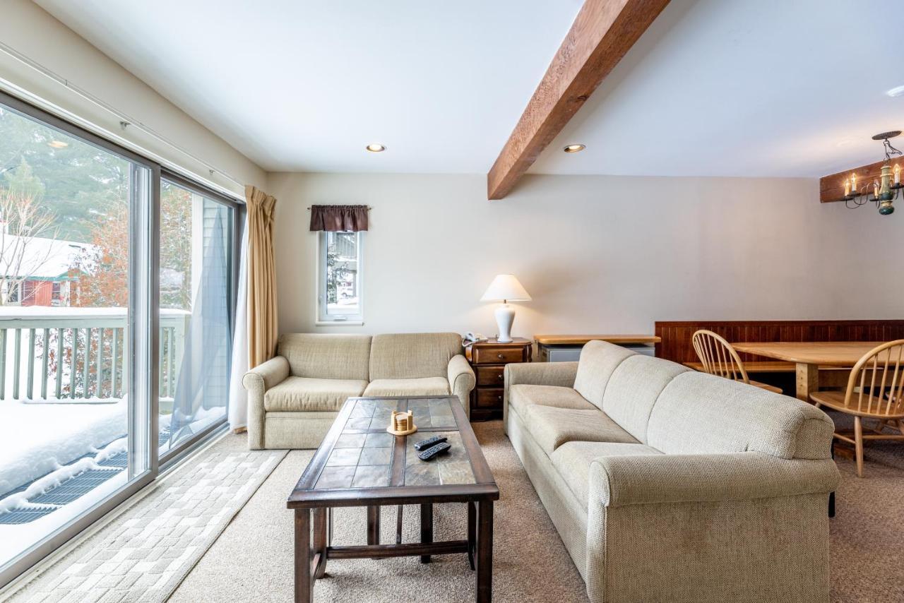Smugglers' Notch Resort Private Suites Cambridge Exterior photo